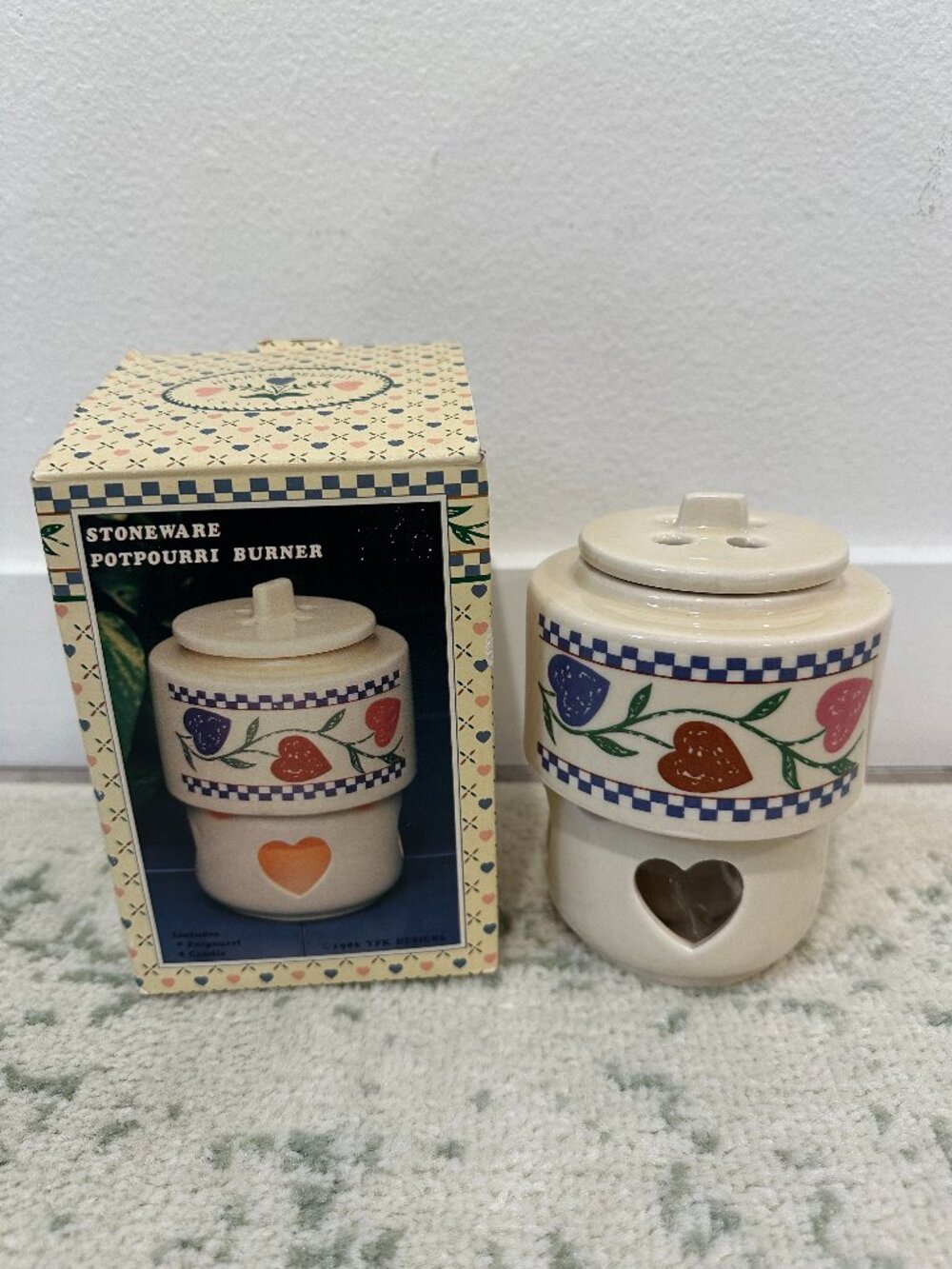 Vintage Hearts Delight Stoneware Potpourri Burner United Silver & Cutlery Co